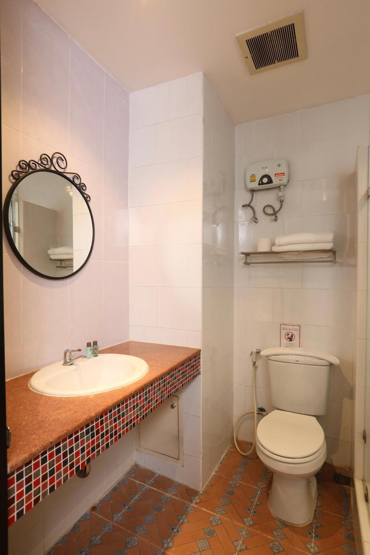 Studio F Sukhumvit Bangkok Extérieur photo