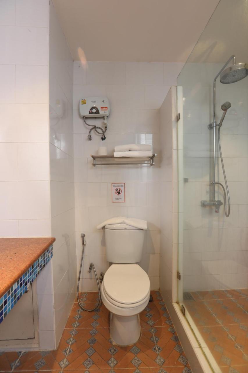 Studio F Sukhumvit Bangkok Extérieur photo
